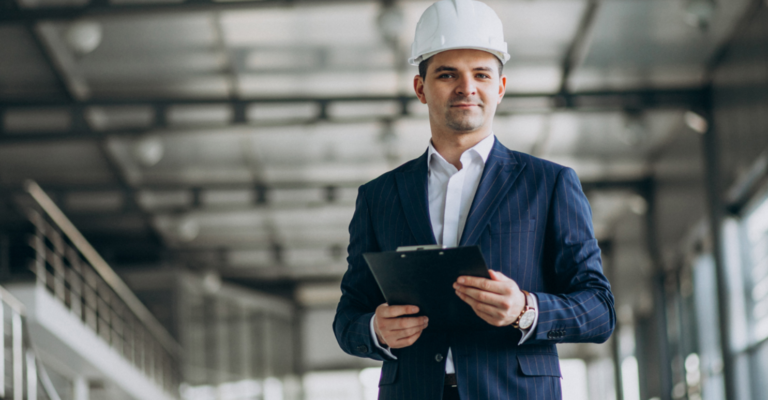 ¿Qué habilidades debe tener un ingeniero para destacar en su carrera?