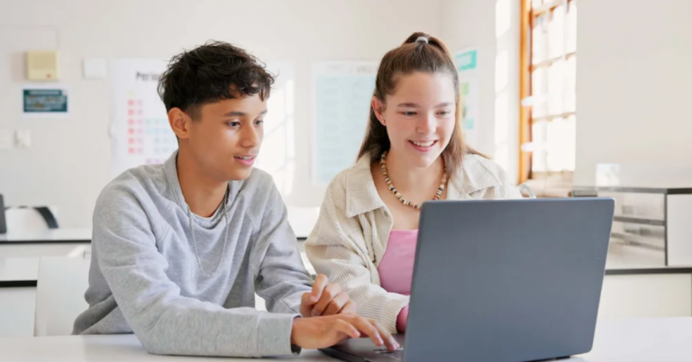 ¿Cómo ayudar al escolar a escoger la mejor carrera para su futuro?