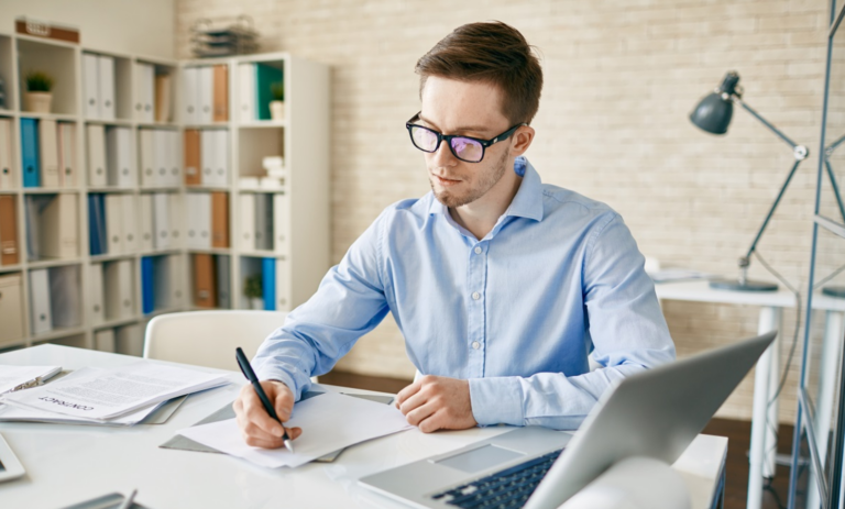 Cómo definir tus objetivos profesionales para alcanzar el éxito