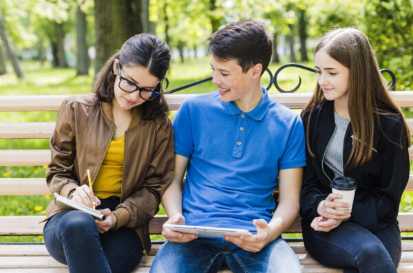 Si tu pasión profesional no está en una carrera tradicional, no estás equivocado, no todos los jóvenes estudian las carreras típicas y no por ello el fracaso está asociado, eso si, requieres de un buen plan de desarrollo.